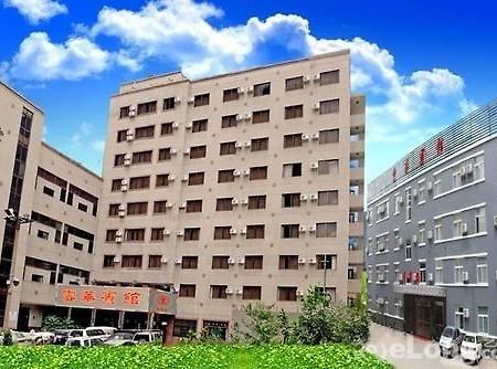 Отель Landmark Куньмин Экстерьер фото